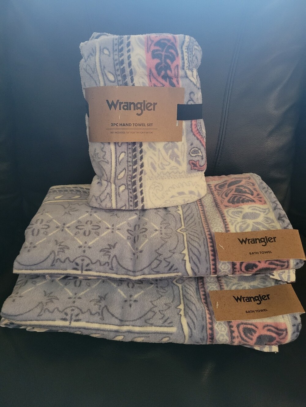NEW Wrangler Blue White Pink Floral Wild Bandana‎ 2 Bath 2 Hand Towel